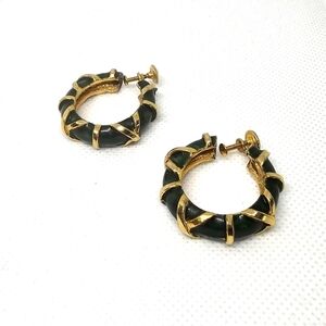 Zentall vintage screw back gold and green enamel chunky hoop earrings